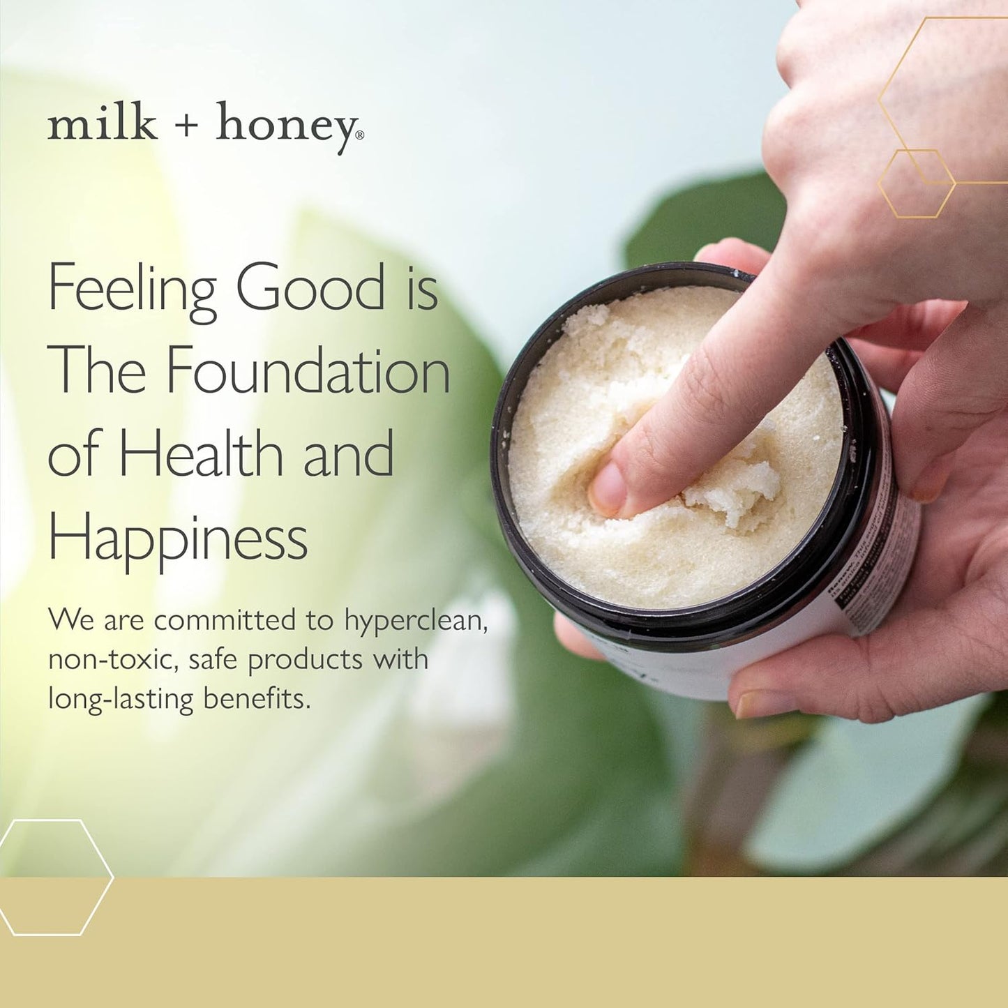 milk + honey Exfoliating Body Scrub No. 5 – Natural Sea Salt & Sugar Polish with Coconut, Lemon & Vanilla – Gentle Scrub for Sensitive Skin, Women & Men – 7 oz