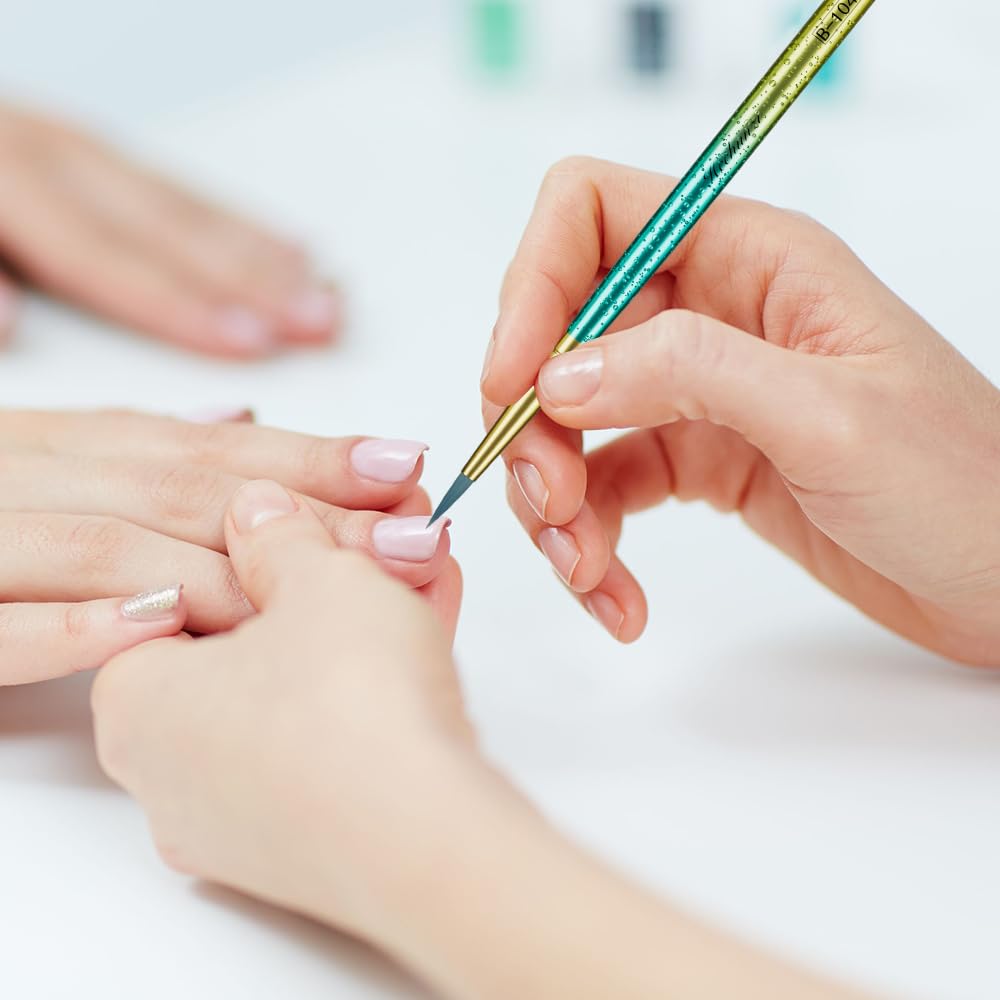 Nail Art Brushes Set, HECHUNZI 7PCS Nail Art Design Pen Painting Tools with Extension Gel Brush, Polish Brush, Builder Brush,Liner Brush, Carved Brush for Home DIY Salon Use