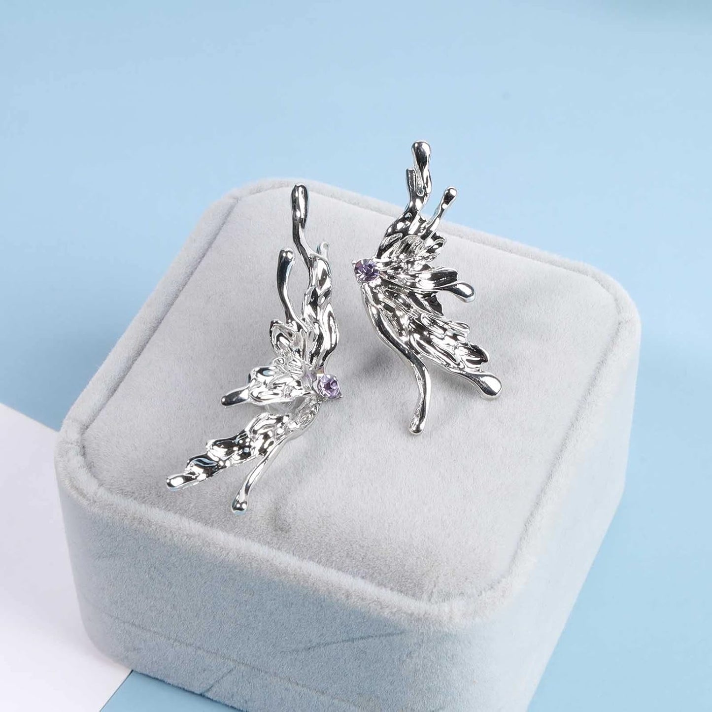 Punk Butterfly Wing Earrings Rhinestone Wing Studs Earrings Silver Half Wing Earrings Cool Mismatch Animal Earrings Jewelry for Women and Girls