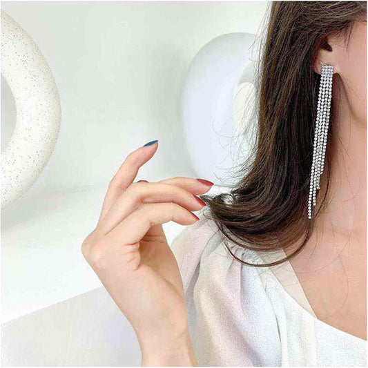 Boho Rhinestone Tassel Earrings Long Fringe Drop Dangle Earrings Silver Crystal Chain Tassel Earrings Vintage Chandelier Chain Studs Earrings Luxury Statement Earrings Jewelry for Women and Girls Gifts