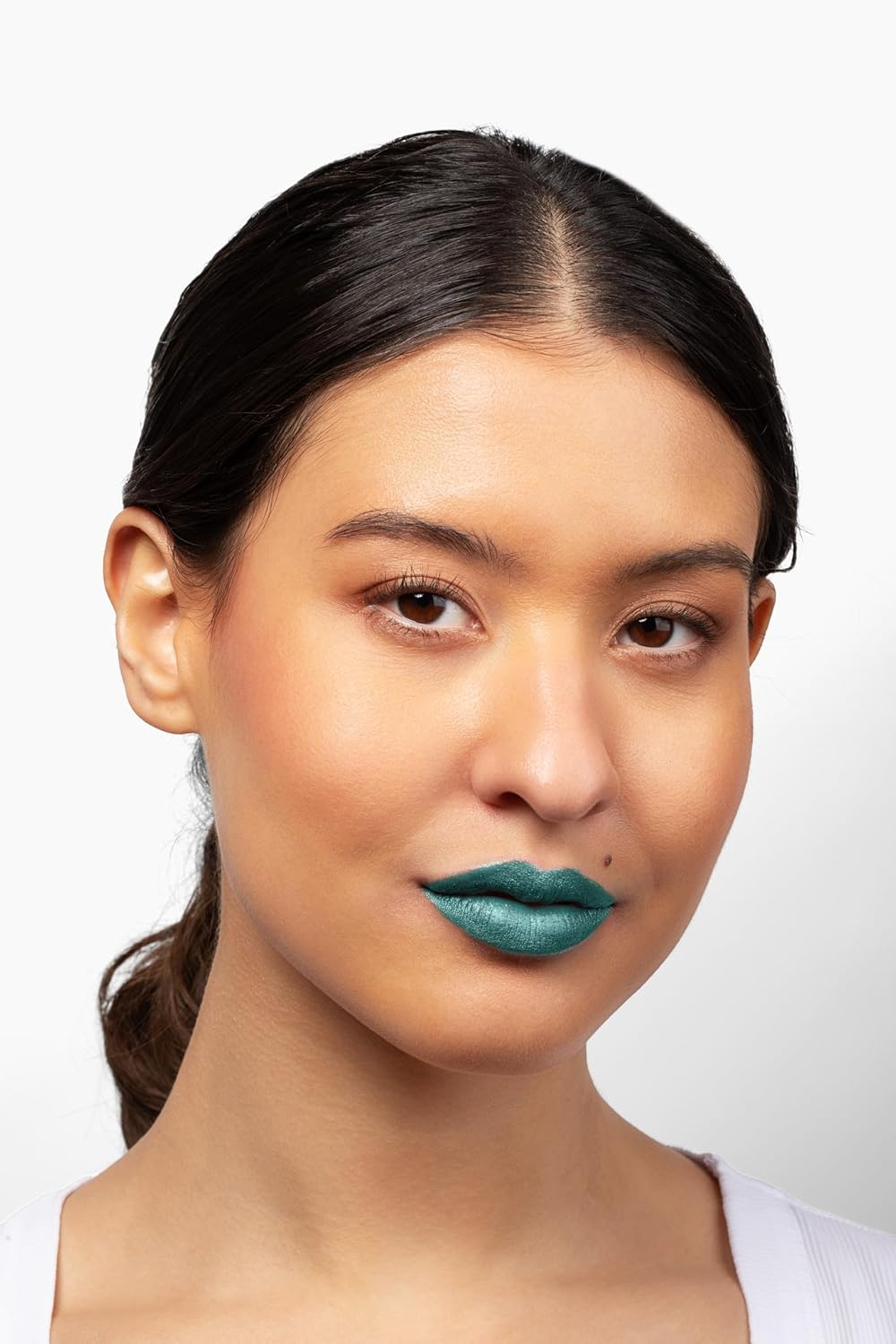 Aromi Green Metallic Liquid Lipstick | Turquoise Teal-Green Lip Color with Shimmery Finish, Vegan, Cruelty-free, Smudge Proof, Long-lasting, Handmade (Mermaid Tail)