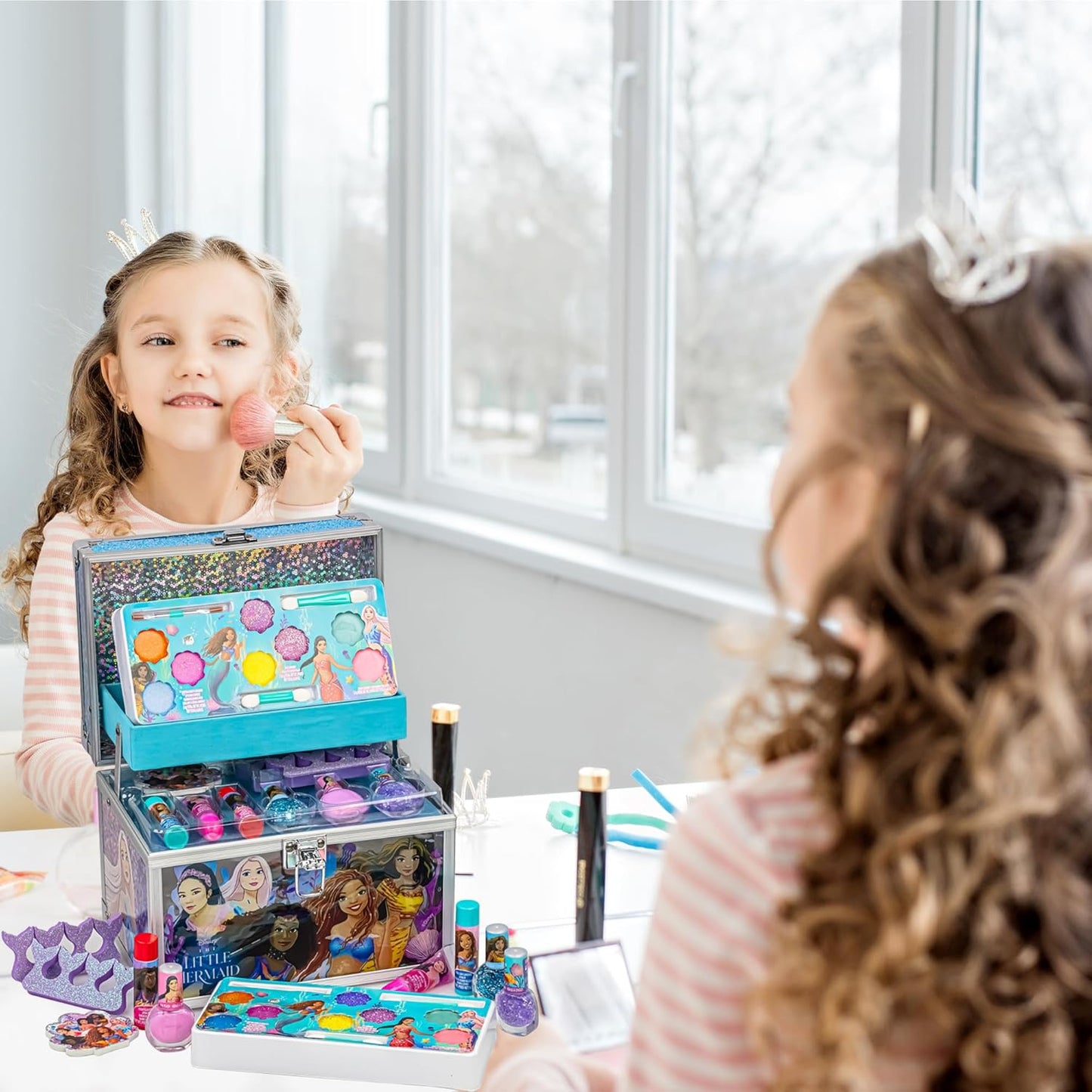 Little Mermaid Train Case Beauty Set, Kids Makeup Kit for Girls, Real Washable Toy Makeup Set, Play Makeup, Pretend Play, Party Favor, Birthday, Toys Ages 3 4 5 6 7 8 9 10 11 12