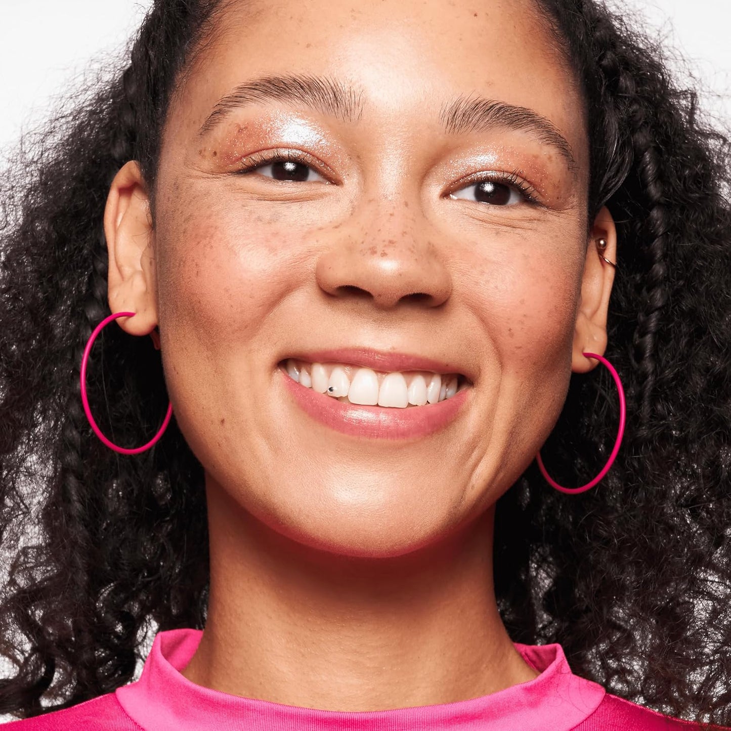 essence | Baby Got Glow Liquid Highlighter | Lightweight, Buildable, Radiant with Sponge Applicator | Vegan & Cruelty Free (30 | Breezy Bronze)